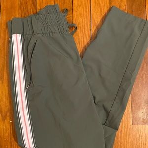 Calia Green Leisure Pants!